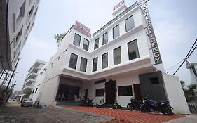 Jmd Royal Residency I Luxury 3-Star Hotel